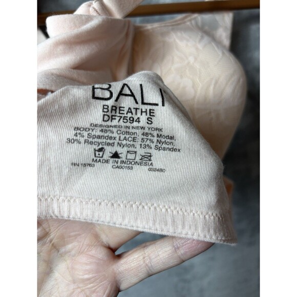 Bali Woman’s Bra Size S Breathable Peach Pink Color New Tags - Picture 4 of 4